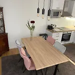 Apartment Leon