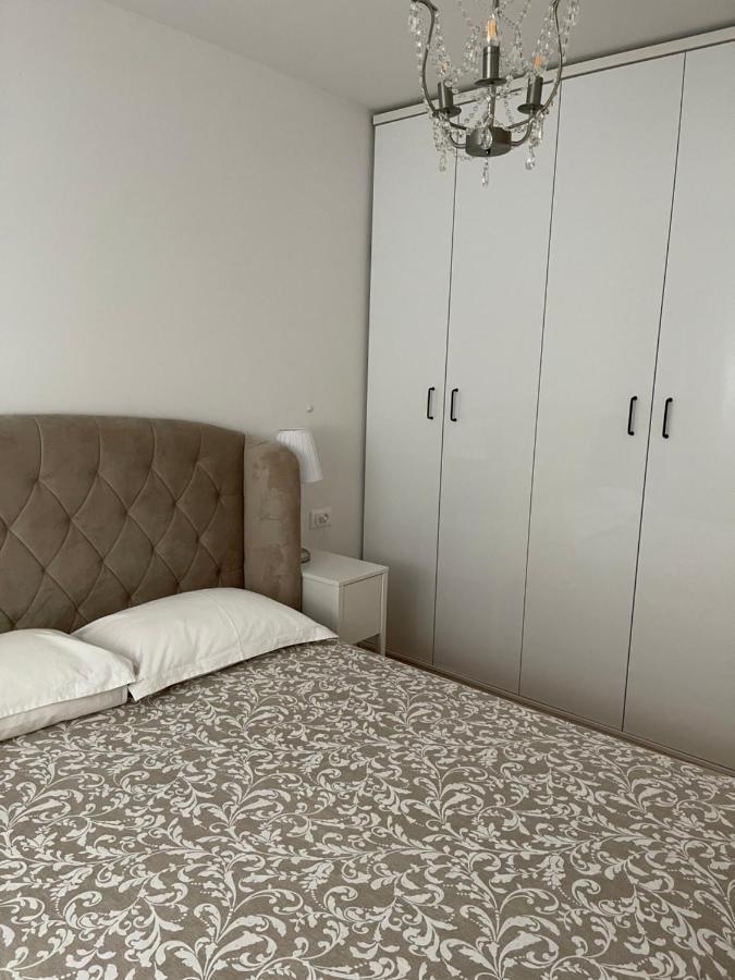 Leon Apartment